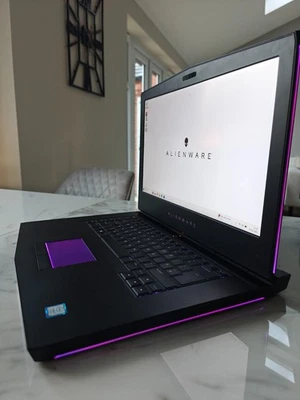 Alienware 15 R3 Gaming Laptop 15.6" 32GB RAM, 8GB GTX 1080 , I7 7820HQ,1TB NVME - Image 1 of 4