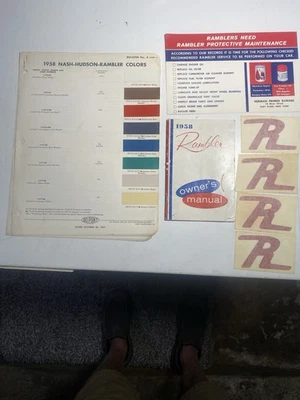 1958 年 AMC Rambler 车主手册、维护指南、颜色图、轮盖贴花 — 第 1/4 张图片