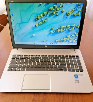 Cargador HP Envy 15 T j100 15" i7 4to 16 GB RAM 500 SSD HD W 11 PRO Office 2021 Foto 1 de 4