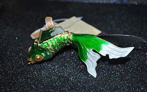CLOISONNE PRECIOUS AQUARIUM GOLDFISH Articulated Enamel Ornament Green - Picture 1 of 2