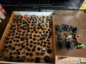 D&D Miniatures lot of 160 Opened and 111 Still In Plastic Common And Uncommons - Picture 1 of 6