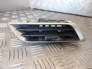 Grilles Aération Gauche - PEUGEOT 5008 II (2) - De 10-2016 à 12-2020 - Bild 1 von 3