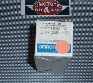 E3X-A51 2M OMRON SENSOR FOTO AMPLIFICADOR USO CON FIBRA E32 10 A 30VDC - Imagen 1 de 3