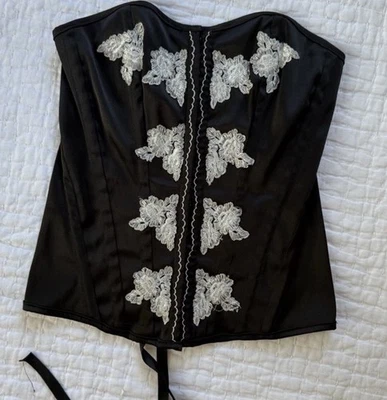 De Colección Y2K Charlotte Russe Talla M Corsé Satinado Top Con Cordones Floral Bordado Negro Foto 1 de 4