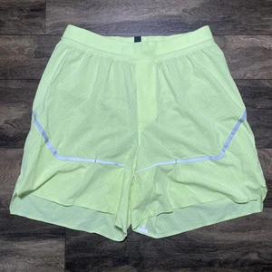 Lululemon Surge gefütterte 6" Herrenshorts klein gelb limitiert perforiert reflektierend - Bild 1 von 14