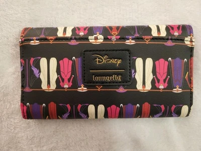 Cartera de vestidos de villanos Loungefly Disney Foto 1 de 4