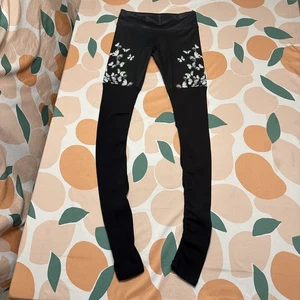 Leggings Alo Yoga Para Mujer Pequeños Negros Gimnasio Diosa Mariposas Elastizados Comodidad - Imagen 1 de 12