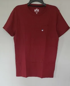 Camiseta Hollister Para Hombre Imprescindible Cuello Redondo Mangas Cortas Borgoña Talla Mediana  - Imagen 1 de 6