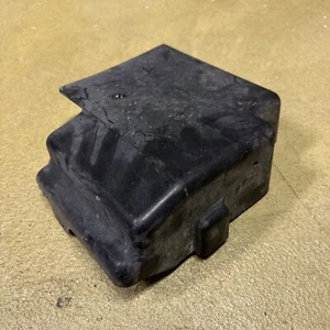 1999-2007 Chevy Silverado/GMC Sierra Suburban ECM PCM Ignition Cover 15071609 - Picture 1 of 3