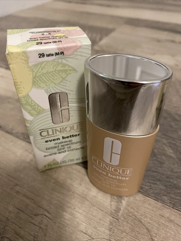 Clinique Even Better Makeup Broad Spectrum SPF 15 - 29 Latte  (M-P) - Image 1 of 1