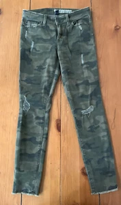 Gap Mid-Rise Camo Green Legging Skimmer Jeans Gr. 25 Distressed - Bild 1 von 8