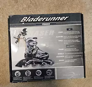 NUOVI pattini in linea Bladerunner Phaser RollerBlade US 4-7 EU 35-39 regolabili nuovi con etichette - Foto 1 di 5