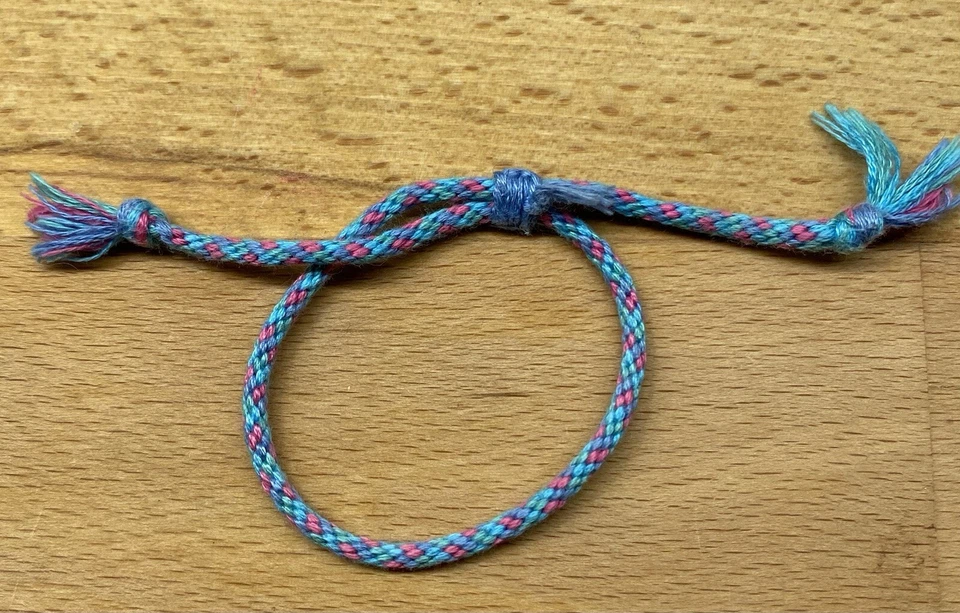 Freundschaftsarmband, Makramee Verschluss, Kinder o. Erwachsene, Baumwolle  - Bild 1 von 1