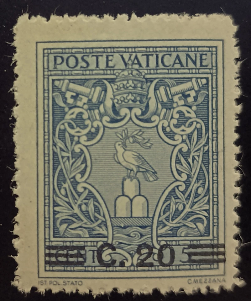 Vatican Stamp 1945 Pius XI surcharged Overprint C.20 SN: VA 102 MHN Lot 305 - Image 1 of 2