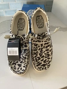 New Hey Dude Shoes - Wendy - Cheetah Grey - Women’s Size 9 - Picture 1 of 6