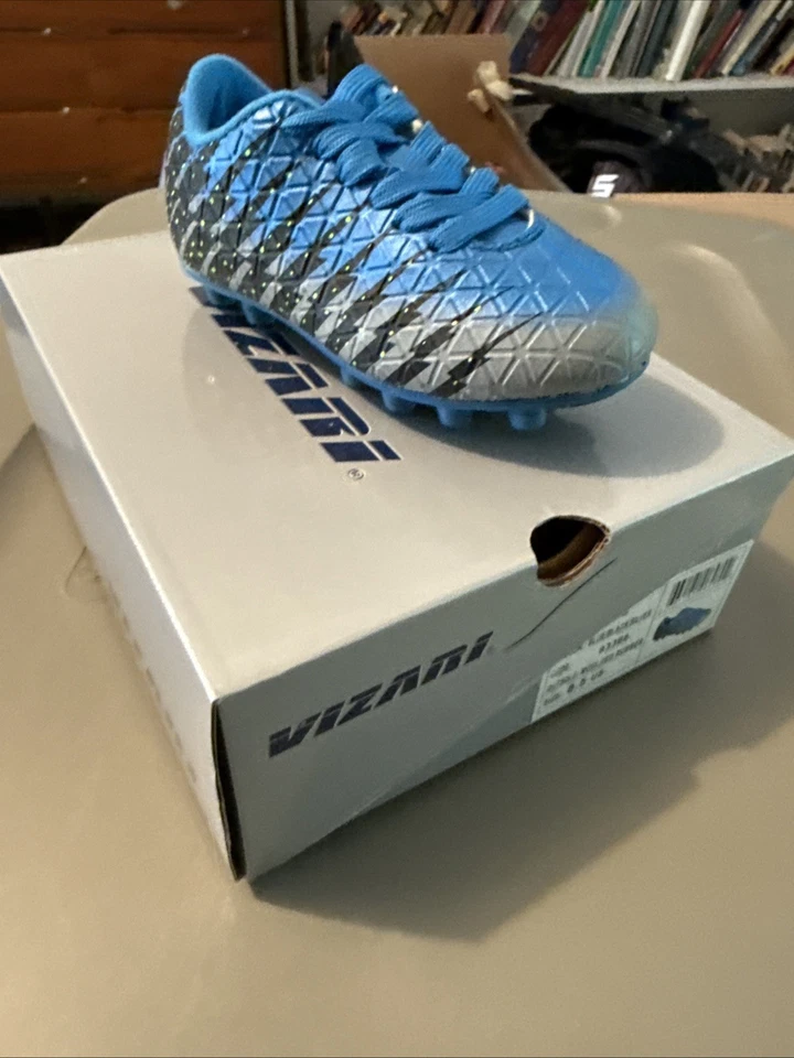 Botines de fútbol Vizari azules con patrón gris niños talla 8,5 Foto 1 de 1