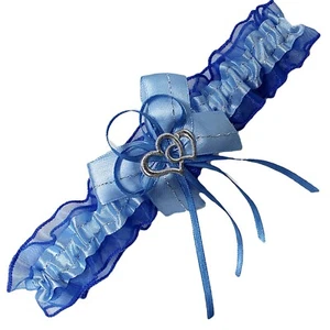  Braut Strumpfband dunkel-blau mit 2 Herzchen, Schleife und Silbernaht Hochzeit - Bild 1 von 5