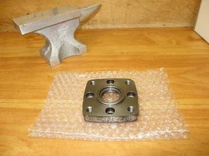 Eaton Char-Lynn 22000-002 *NUOVO* 4 bulloni flangia Danfoss - Foto 1 di 5