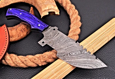 Cuchillo Táctico Rastreador Caza Damasco - Forja Manual Damasco Acero 1752 Foto 1 de 4