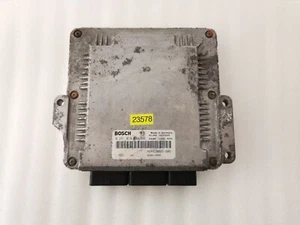 Unidad de control del motor Renault Trafic Vivaro unidad de control Engine control ECU 0281010632 - Imagen 1 de 4
