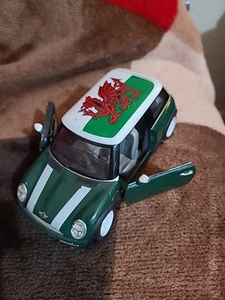 Saico 1.24 5.5 inch Mini Cooper With Wales Flag - Picture 1 of 11