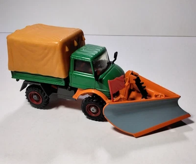 Quitanieves Corgi Toys 1150 Unimog 406 con dosel desmontable naranja Foto 1 de 4