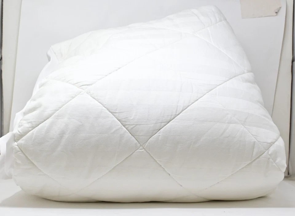 Beuatyrest Queen Matress Pad - Image 1 of 1