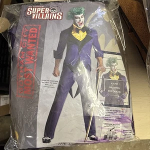 The Joker Men's DC Comics Super Villains Adult Joker Costume Size Medium - Picture 1 of 2