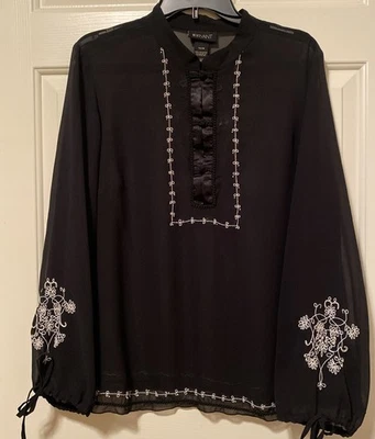 LANE BRYANT Blusa negra elegante bordada transparente con ribete de satén Talla 14/16 Foto 1 de 4
