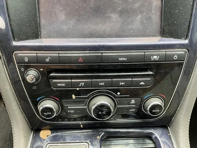 Audio Radio Receiver Am-fm-cd Thru VIN V18025 Fits 10-11 JAGUAR XJ 764396 - Image 1 of 4