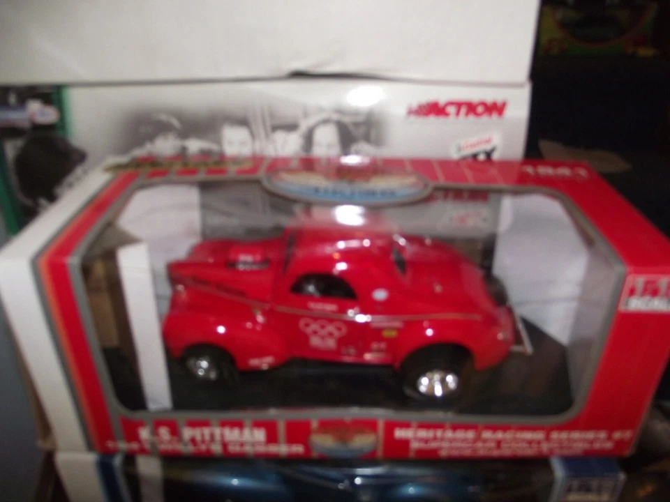 Road signature 1/18 1941 Willys gasser KS Pitman red - Image 1 of 1