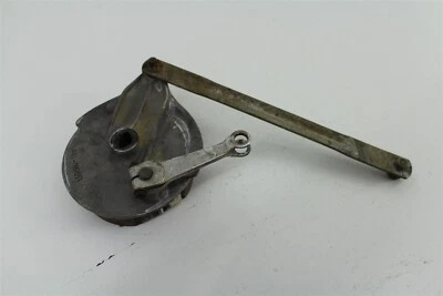 1972 Honda CB175 задний тормоз крепление туфли барабан панели - Изображение 1 из 4