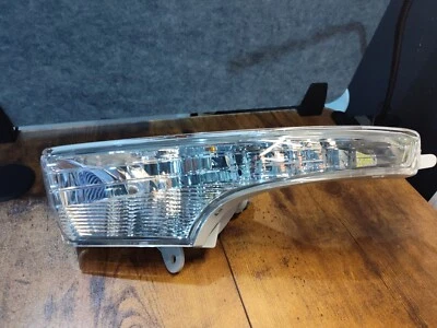 CERTIFICADO 2013-2016 Nissan Altima Lente de plástico LH Luz de señal de giro del lado del conductor Foto 1 de 4