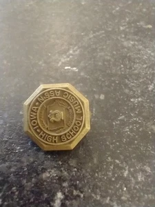 1/2"VINTAGE IOWA STATE HIGH SCHOOL MUSIC ASSOCIATION PIN~EMBLEM~BRASS METAL - Picture 1 of 4