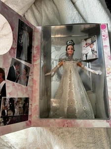 Barbie Doll as Eliza Doolittle from My Fair Lady 1995 Mattel - Picture 1 of 4