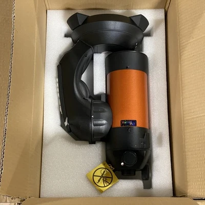 Telescopio computarizado Celestron Maksutov Nexstar 4SE - naranja/negro Foto 1 de 4