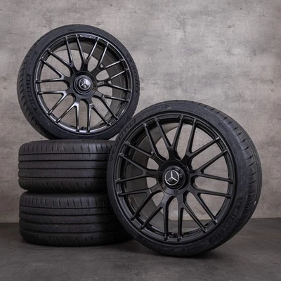 Mercedes C-Klasse C63 & S AMG Felgen 19 20 Zoll C205 A205 Sommerräder - Bild 1 von 4