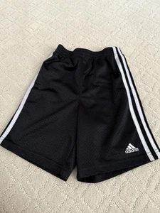 Boys black adidas soccer Athletic Shorts size 6 - Picture 1 of 2