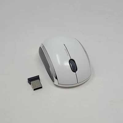 Microsoft Wireless Mobile Mouse 6000 Model 1383 White BlueTrack - Image 1 of 4