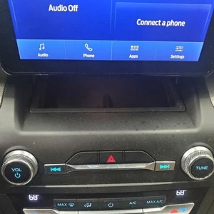 Audio Equipment Radio Control Panel Below Screen Fits 20 EXPLORER 1058267 - Picture 1 of 1