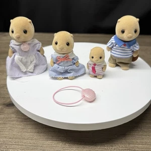 Sylvanian Families Neptune Sea Otter Family Of 4 Calico Critters Epoch - Picture 1 of 10