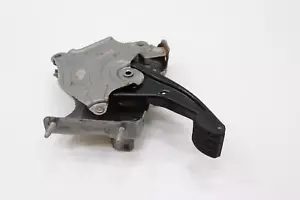 2016 - 2022 CHEVROLET MALIBU EMERGENCY STOP BRAKE PEDAL PAD W/ BRACKET OEM - Bild 1 von 14