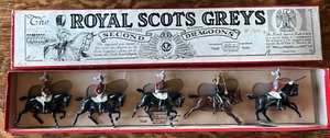 Vintage Set of 5 Royal Scots Greys Second Dragoons Miniature British Soldiers - Picture 1 of 6