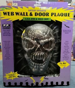 Fun World Electronic Halloween Scary Skull Wall & Door Plaque 1990s W/Box VIDEO! - Picture 1 of 7