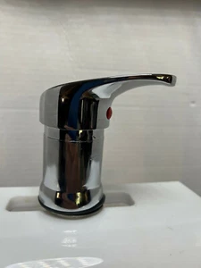 HOT & COLD FAUCET HANDLE, SHAMPOO BOWL SPA SALON New Open Box - Picture 1 of 4