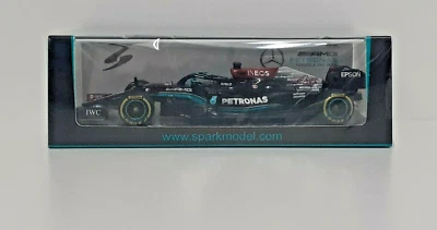 1:43 Spark Modell Auto Mercedes F1 Petronas Hamilton Winner Spanish Gp 2021 - Bild 1 von 4