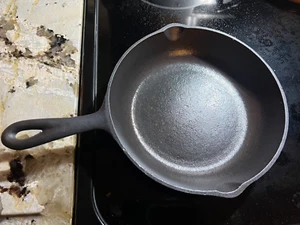 Nr. 5 Gusseisen Pfanne 8" Gewürzt Anbraten Flach-Gebrauchsfertig USA - Bild 1 von 2