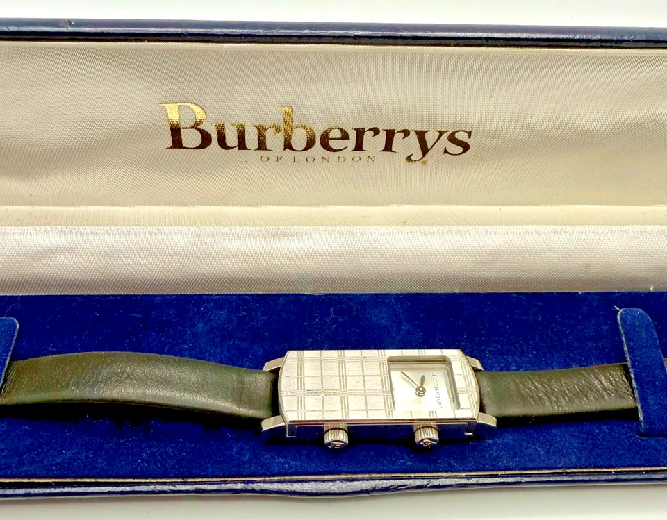 Women's Vintage Burberry BU4750 2-in-1 Dual Dial Reverso Style Tank VGC - Image 1 of 4
