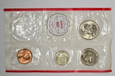 1959 D BU US Mint Set Coins 1C 5C 10C 25C in Mint Cellophane - Image 1 of 2