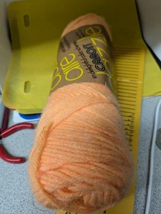 Vintage Caron DazzleAire, Orange Ice, 60% Creslan, 40% Nylon Lot 388397 Neu - Bild 1 von 1